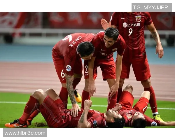 亚冠激战恒大迎战上港两强对决谁能笑到最后 亚冠激战恒大迎战上港两强对决谁能笑到最后